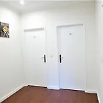 Charm Center 140m2 & Free Parking *