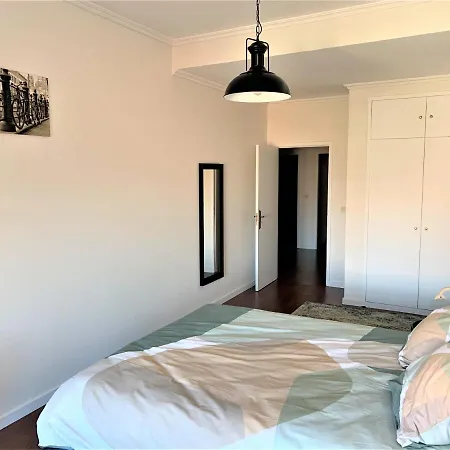 Charm City Center Apt 140m2 & Free Parking * Braga