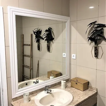 Charm City Center Apt 140m2 & Free Parking Apartment Braga