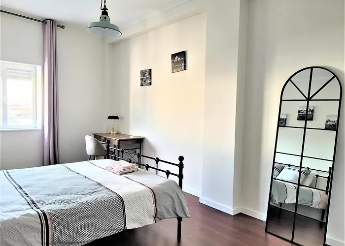 Charm Center 140m2 & Free Parking