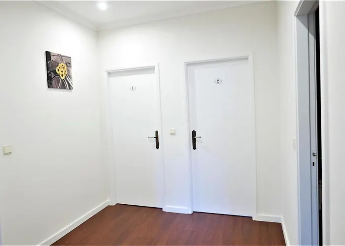 Charm Center 140m2 & Free Parking *