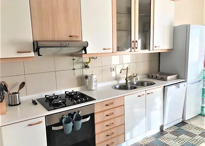 Charm Center 140m2 & Free Parking Appartement